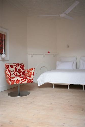 Motel Mi Pi Chi Johannesburg Bagian luar foto