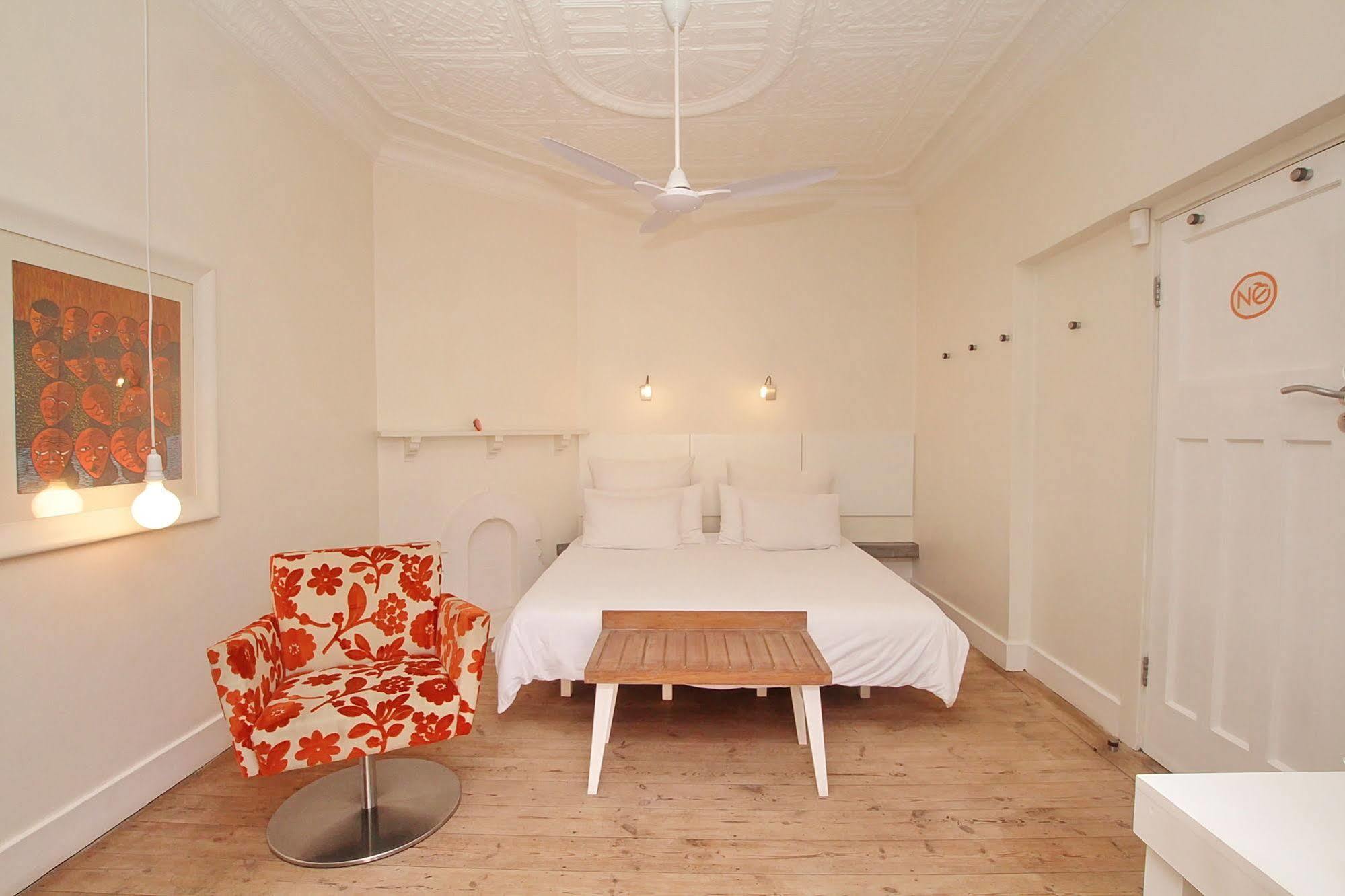 Motel Mi Pi Chi Johannesburg Bagian luar foto
